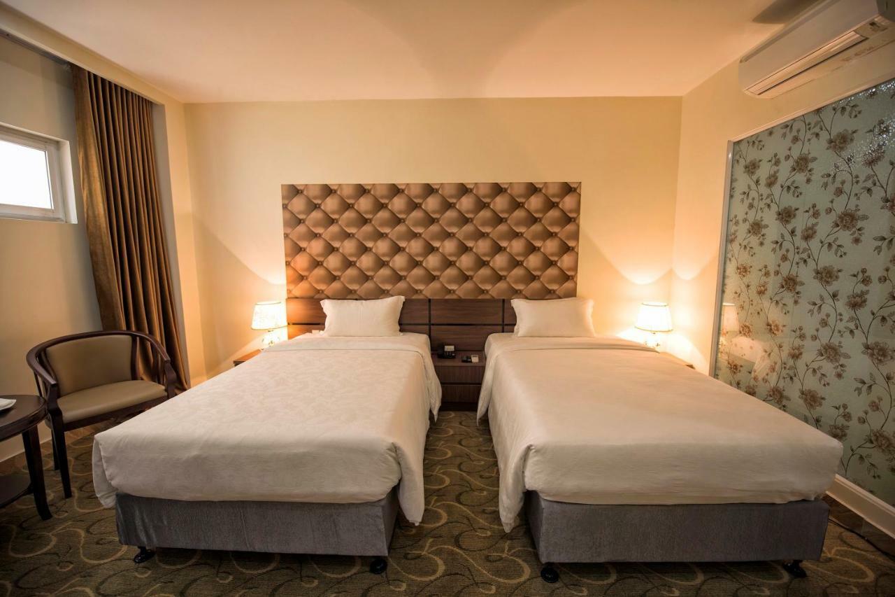 3Mg Lakeside Hotel Hai Phong Buitenkant foto